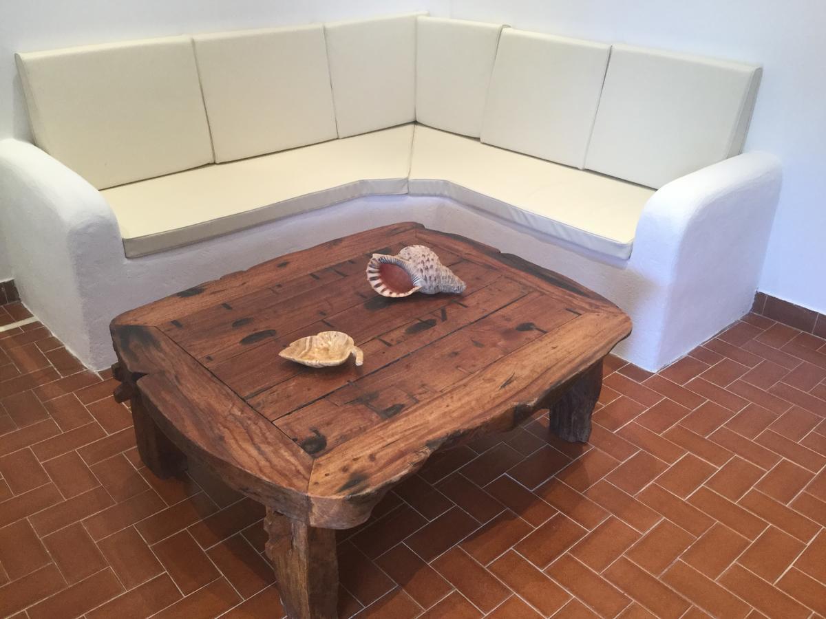 阿尔特弥斯套房酒店 Romanos  外观 照片