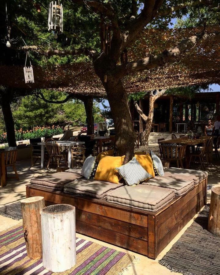 阿尔特弥斯套房酒店 Romanos  外观 照片